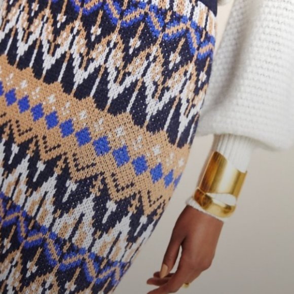 ✨SOLD✨ Anthropologie Saoirse Sweater Skirt - Picture 5 of 8